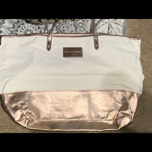 Designer hand/shoulder bags